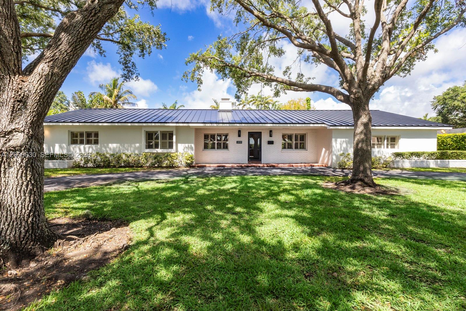 13050 SW 71st Ave Pinecrest, FL 33156