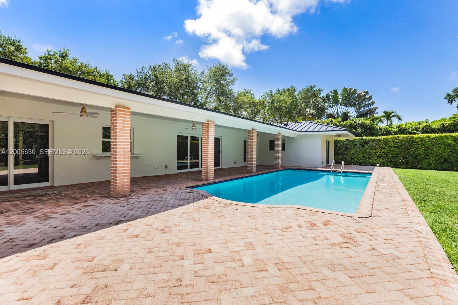 13050 SW 71st Ave Pinecrest, FL 33156