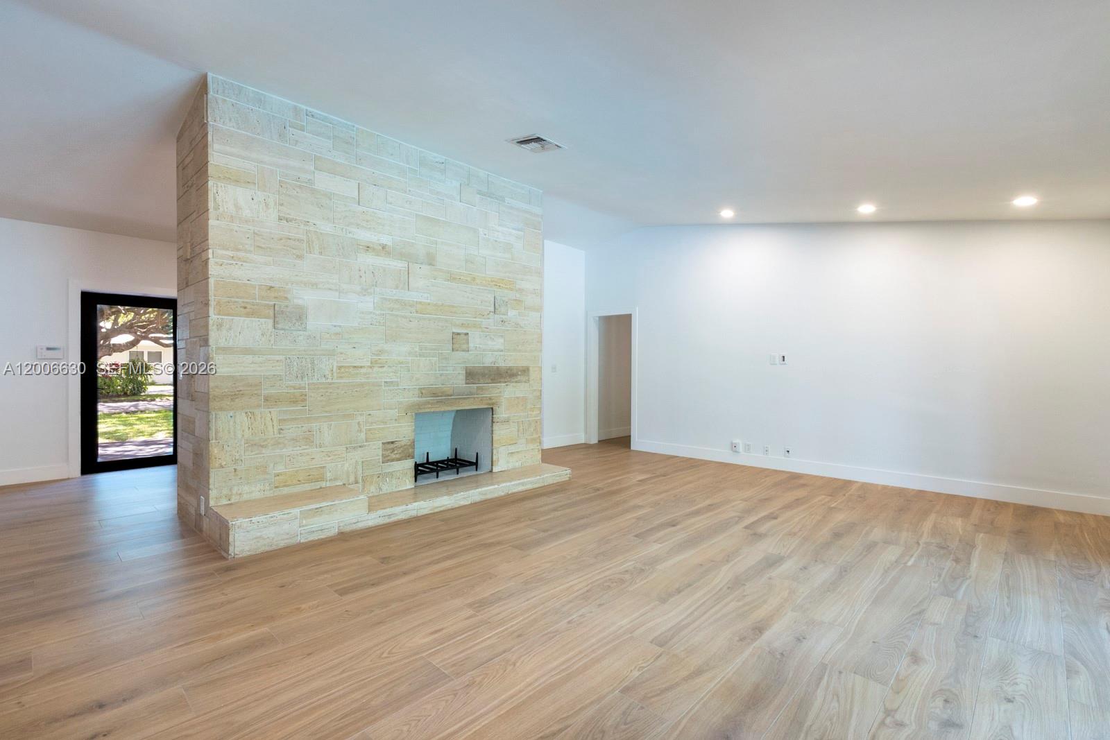 13050 SW 71st Ave Pinecrest, FL 33156