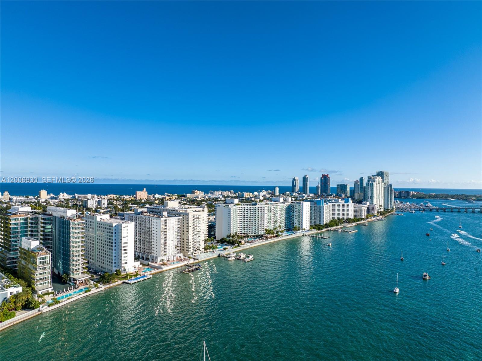 image Mirador 1000 (South Tower)25
