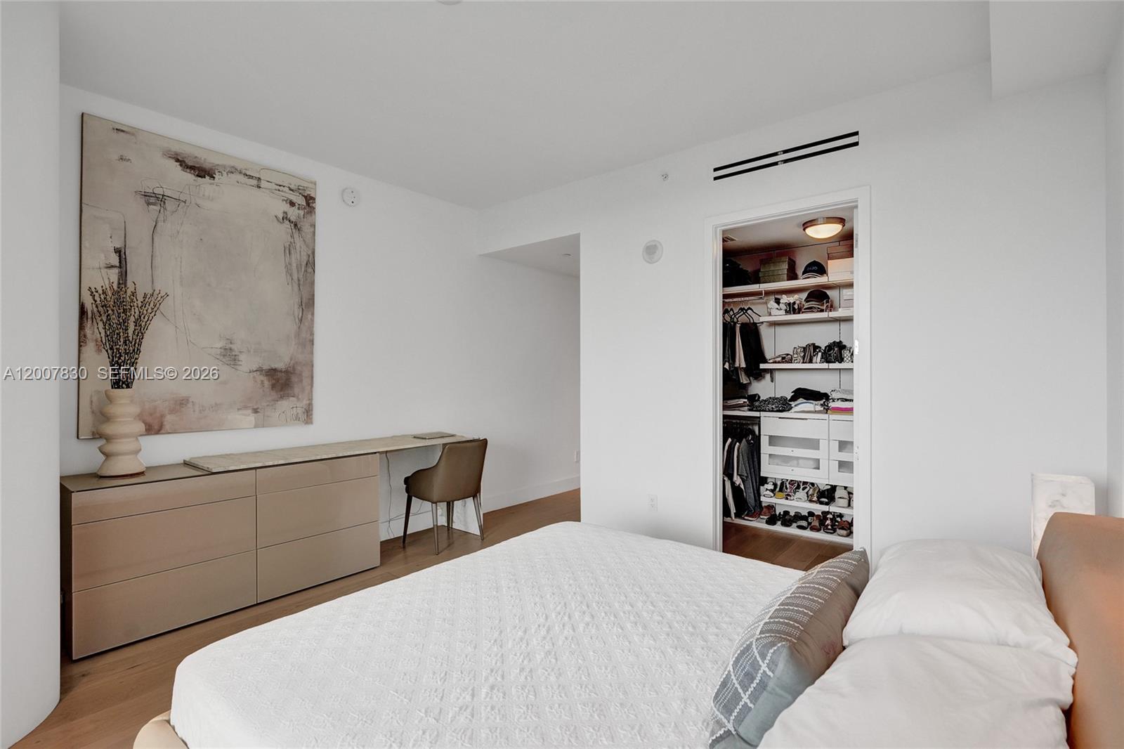 10201 Collins Ave #404 Bal Harbour, FL 33154