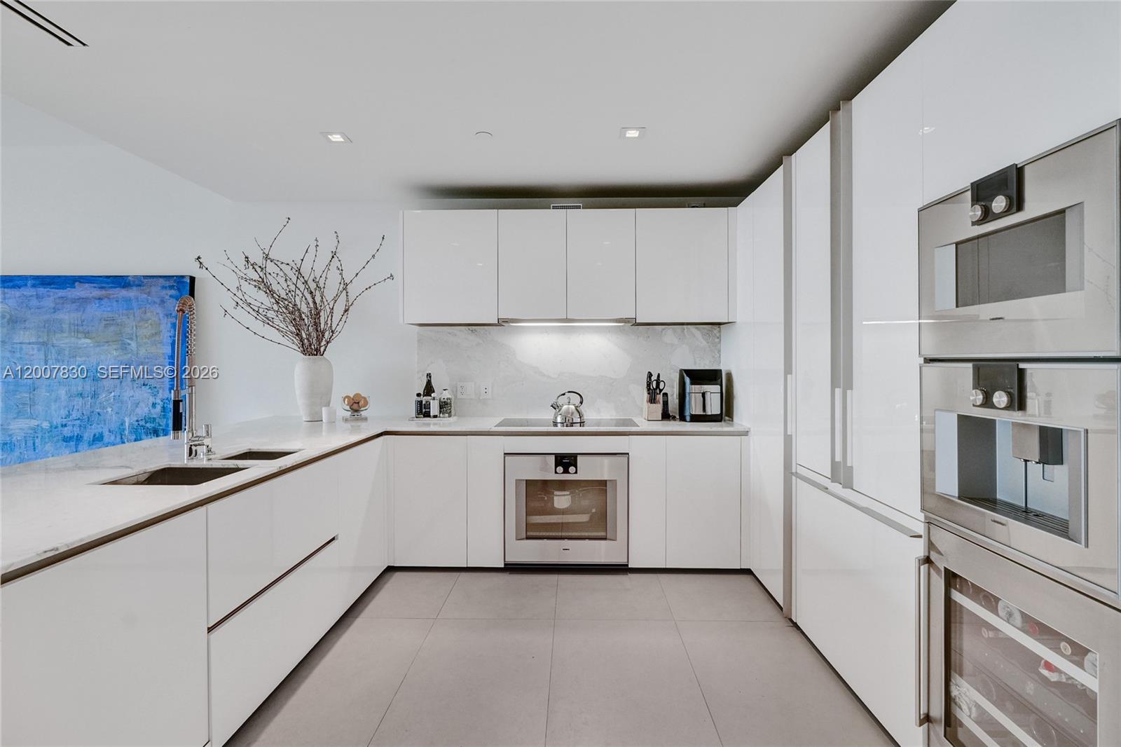 10201 Collins Ave #404 Bal Harbour, FL 33154