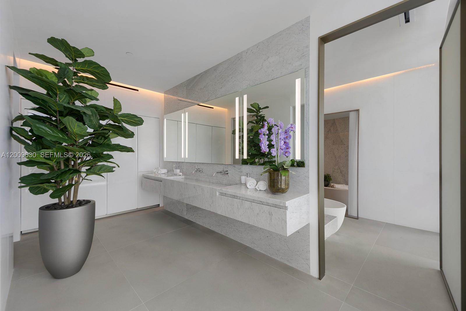2000 S Ocean Dr #PH1 Hallandale Beach, FL 33009