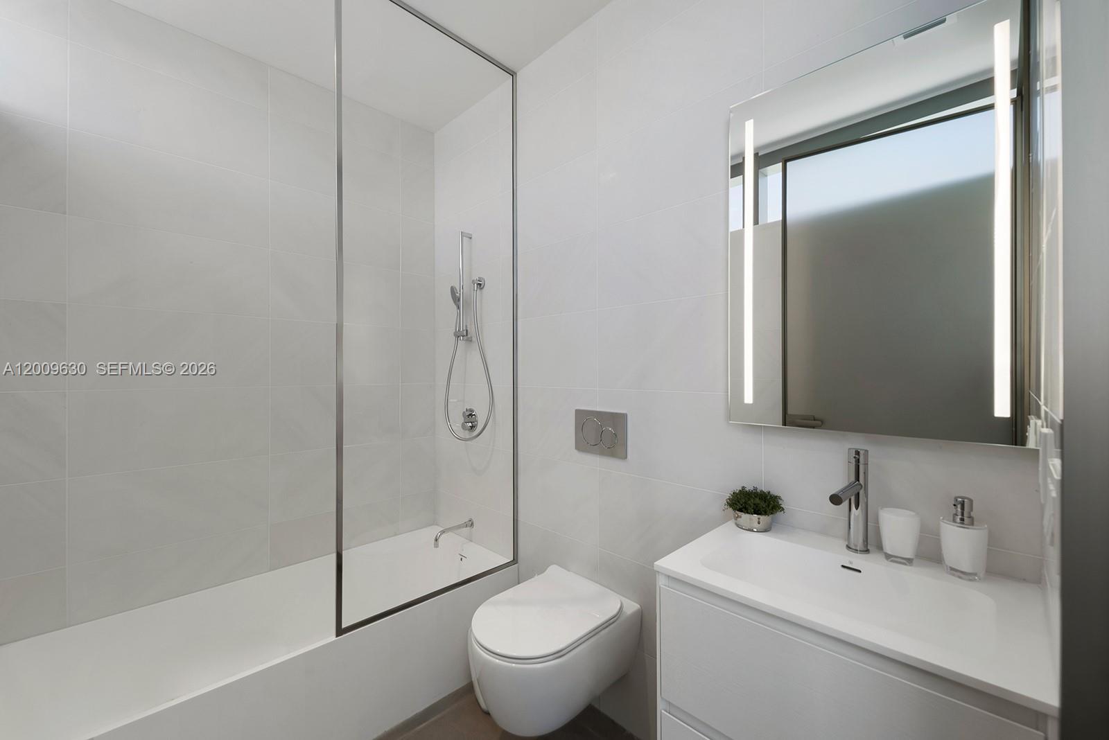 2000 S Ocean Dr #PH1 Hallandale Beach, FL 33009