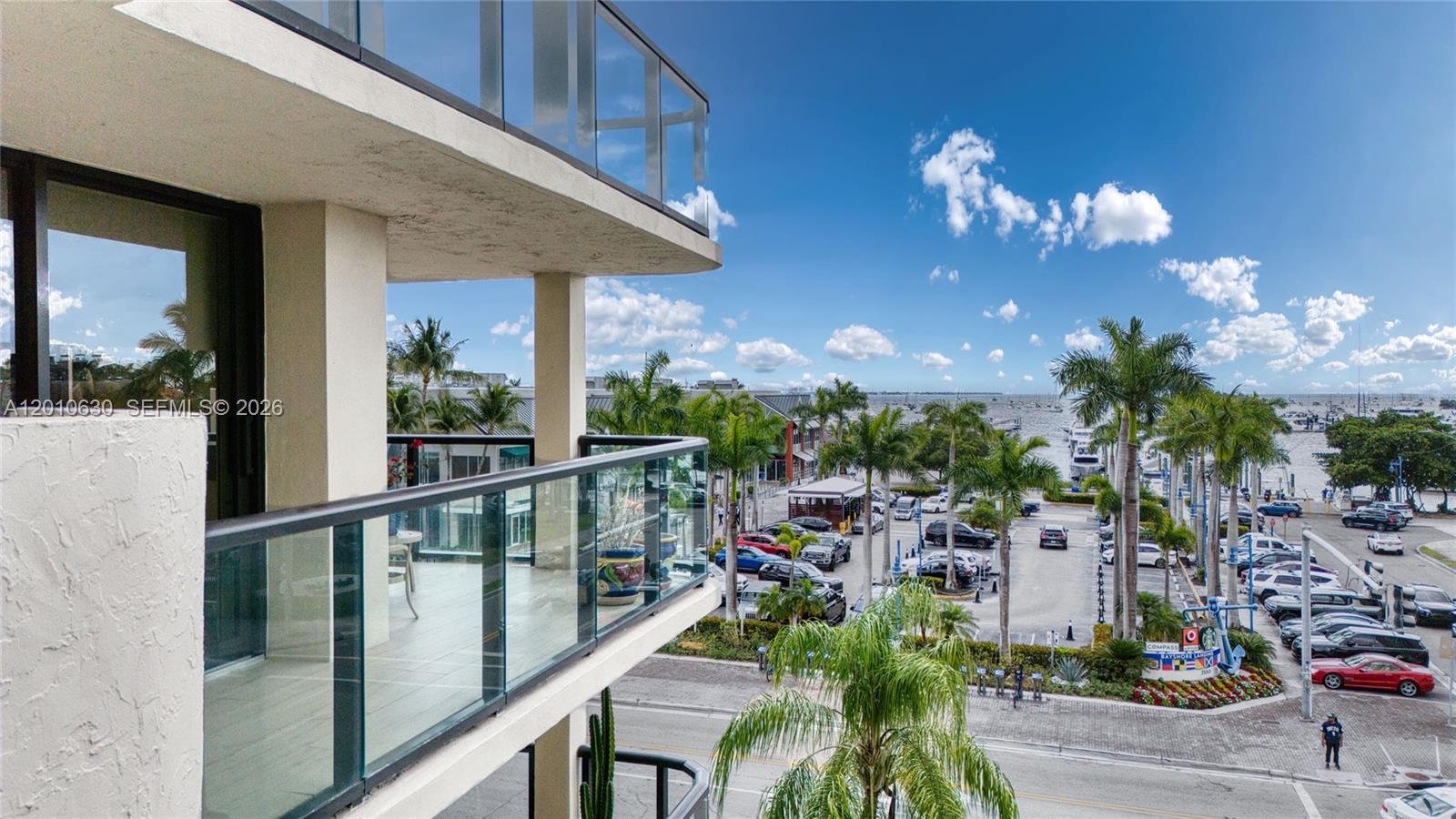 2575 S Bayshore Dr #4A Miami, FL 33133