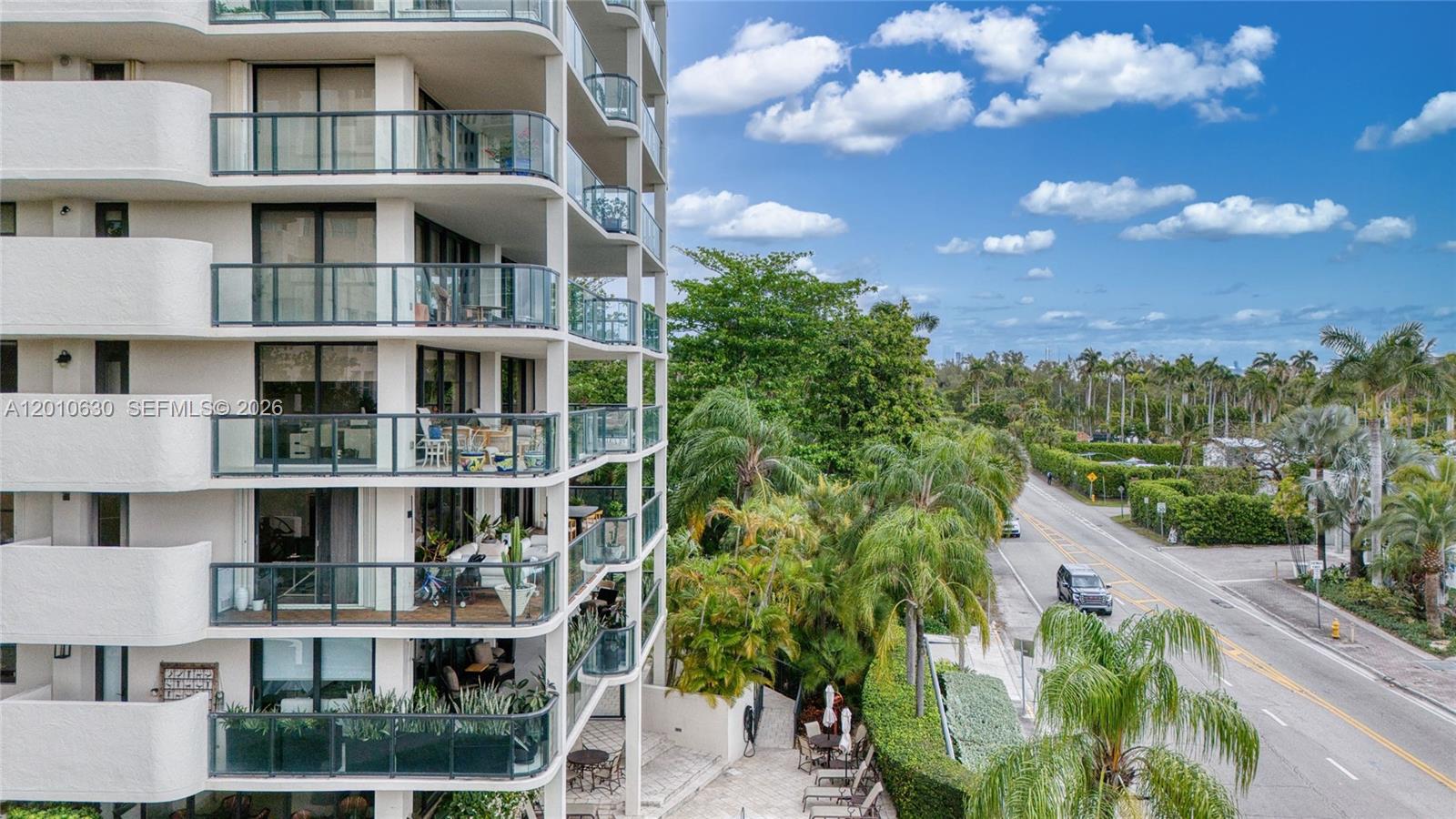 2575 S Bayshore Dr #4A Miami, FL 33133