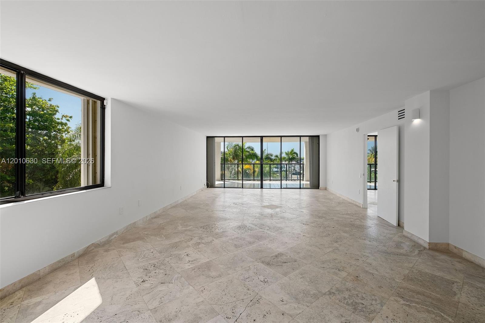 2575 S Bayshore Dr #4A Miami, FL 33133