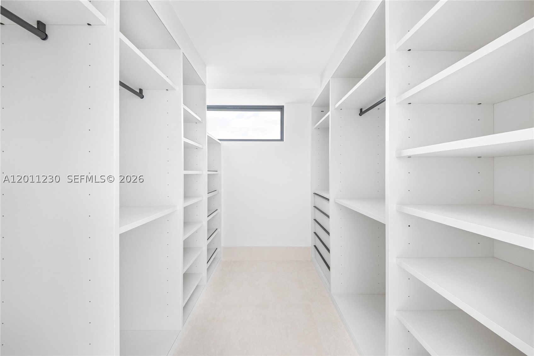 3280 Lake Rdg Ln Weston, FL 33332