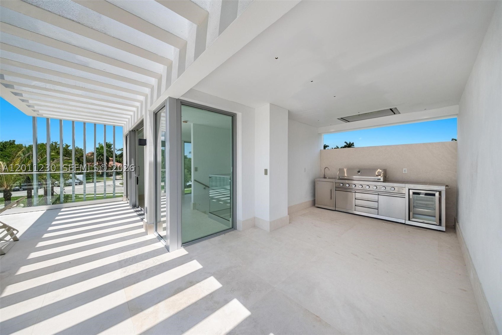 3280 Lake Rdg Ln Weston, FL 33332