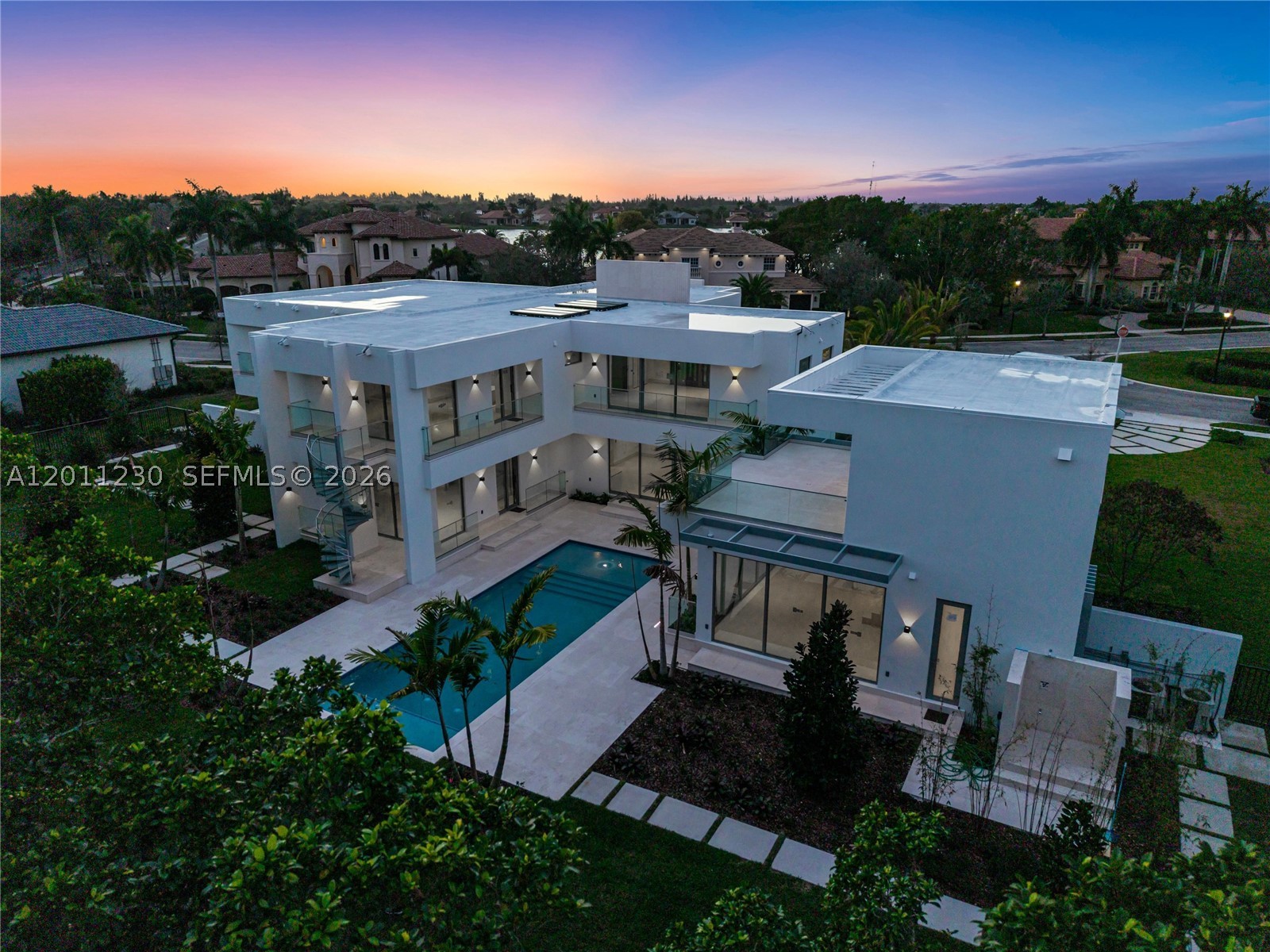 3280 Lake Rdg Ln Weston, FL 33332