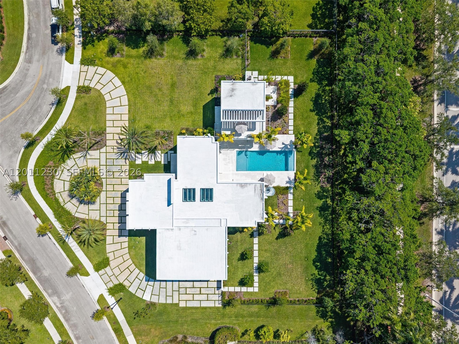 3280 Lake Rdg Ln Weston, FL 33332