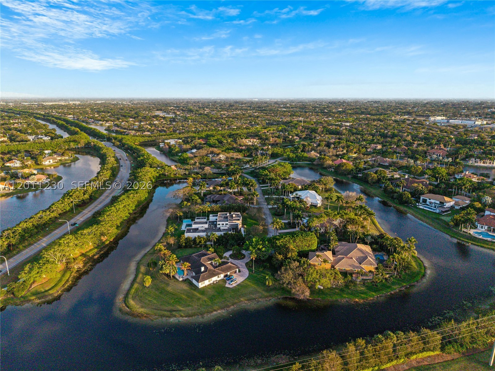 3280 Lake Rdg Ln Weston, FL 33332