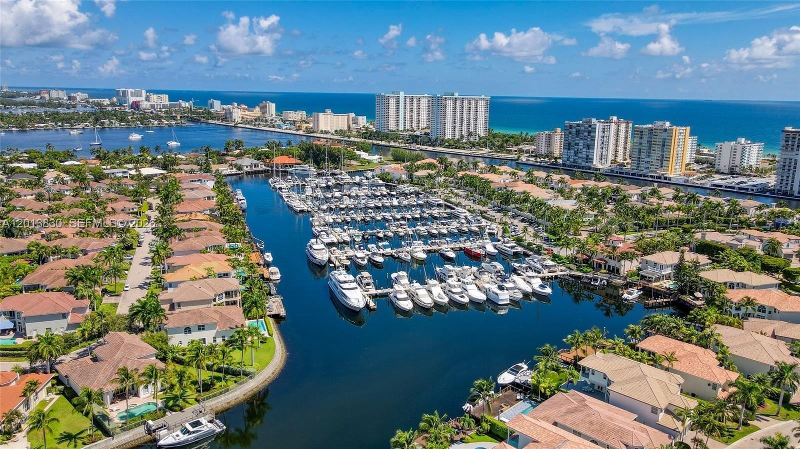 1455 Breakwater Ter