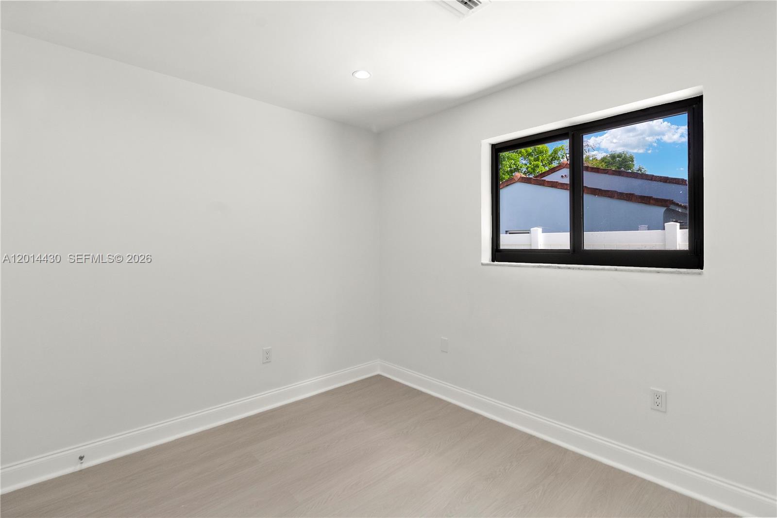 10 NW 100th St Miami Shores, FL 33150