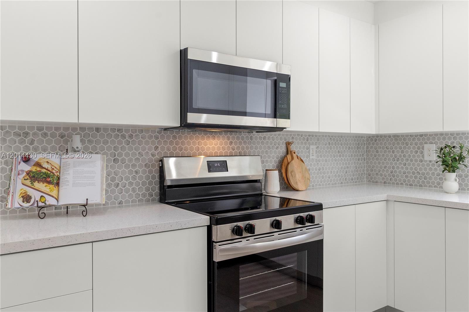 10 NW 100th St Miami Shores, FL 33150