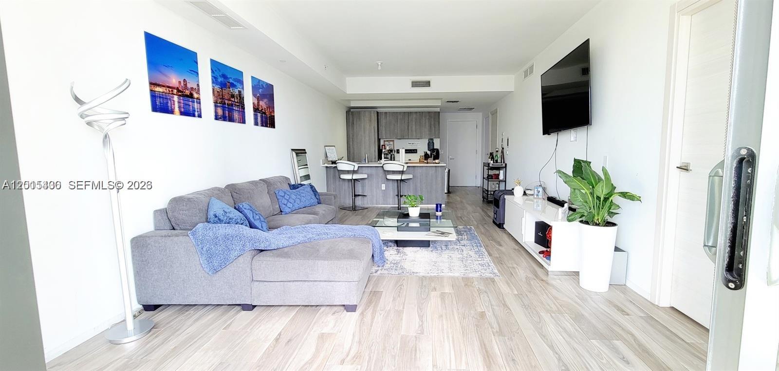 801 S Miami Ave #3402 Miami, FL 33130