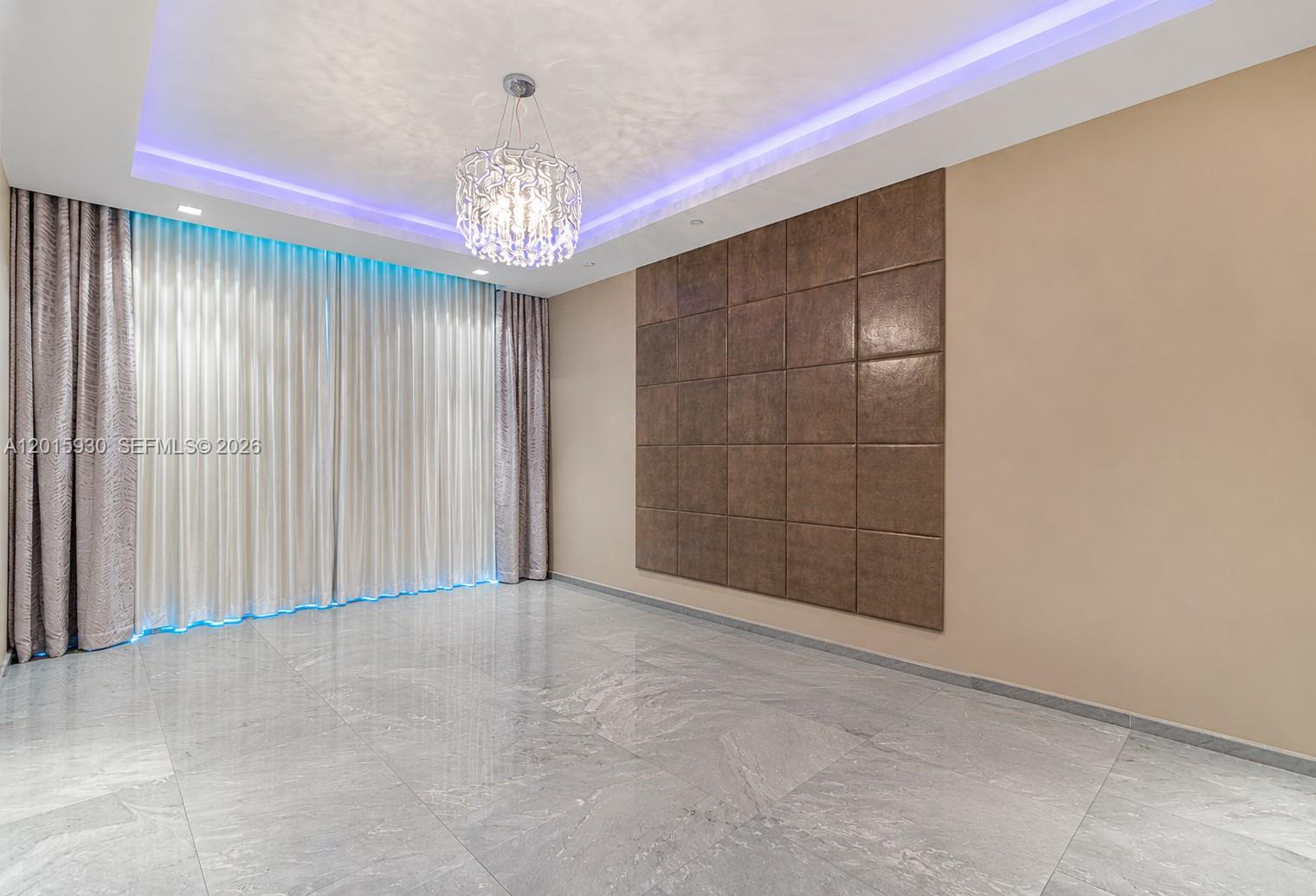 100 S Pointe Dr #2506 Miami Beach, FL 33139
