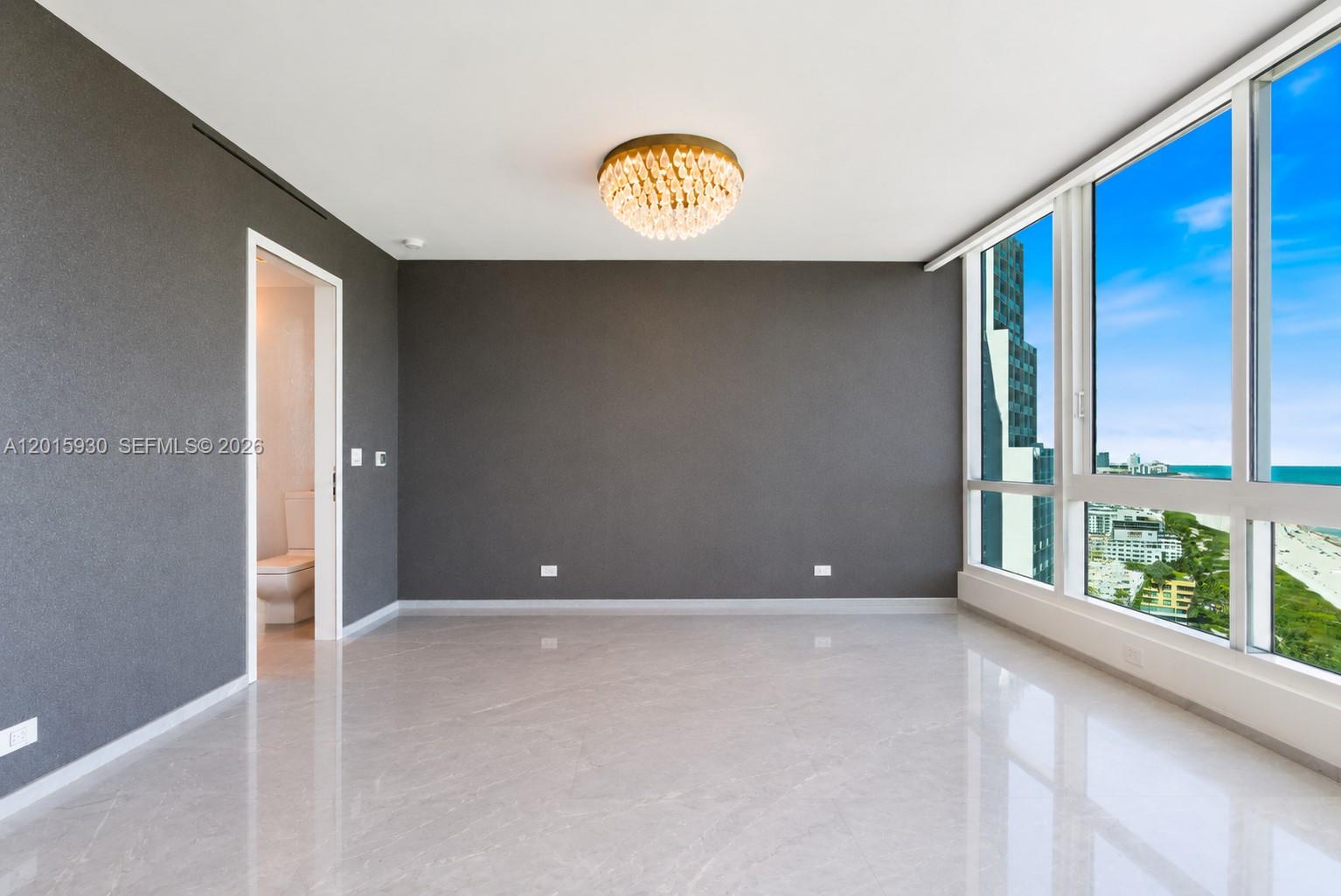 100 S Pointe Dr #2506 Miami Beach, FL 33139