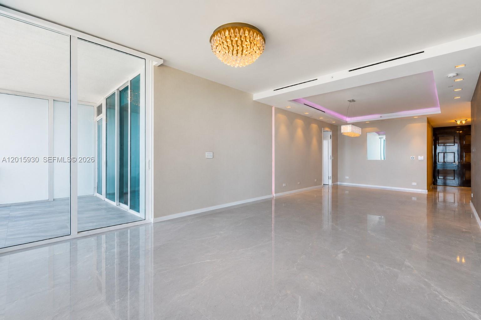 100 S Pointe Dr #2506 Miami Beach, FL 33139