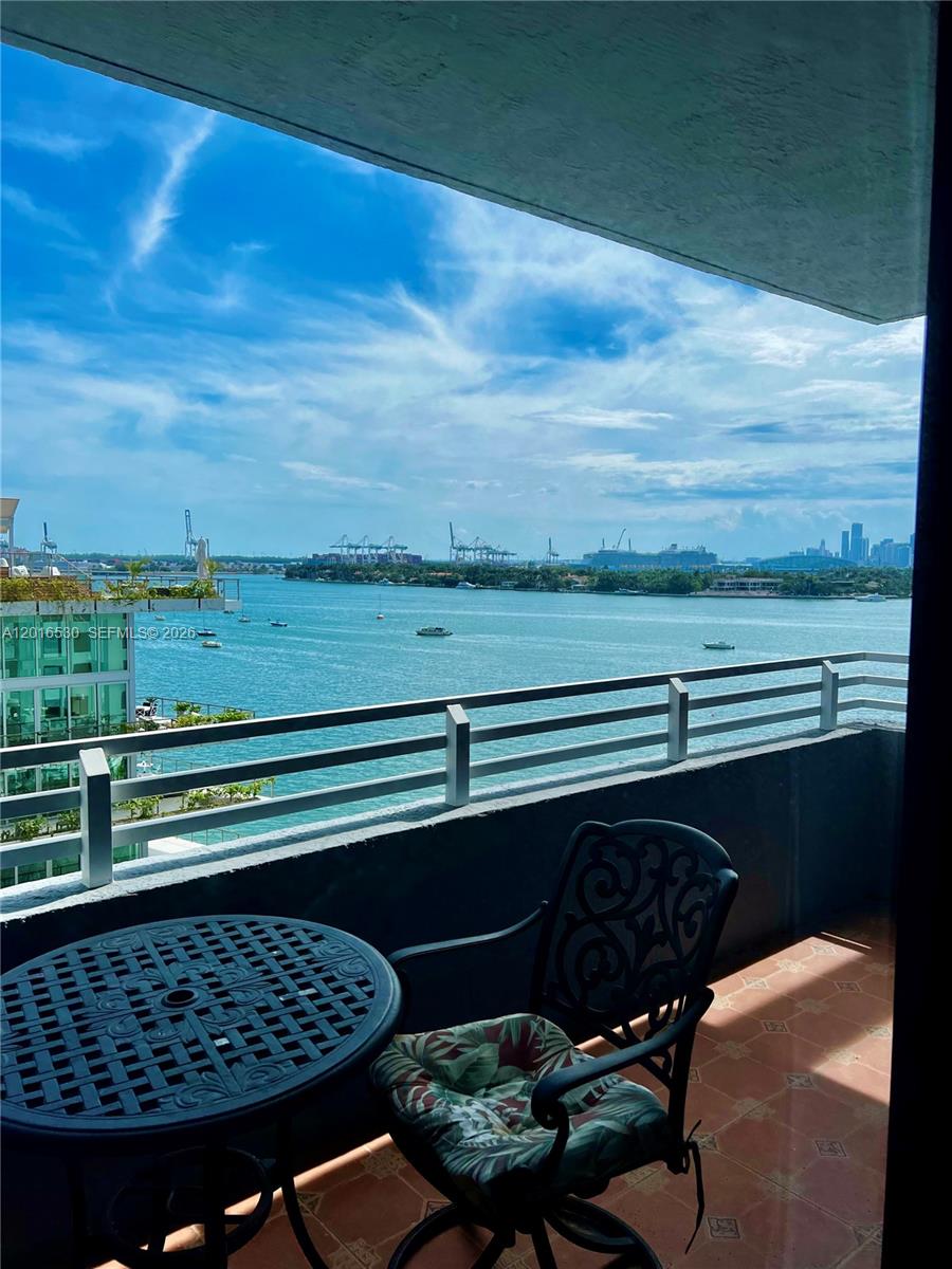 image The Waverly at South Beach7