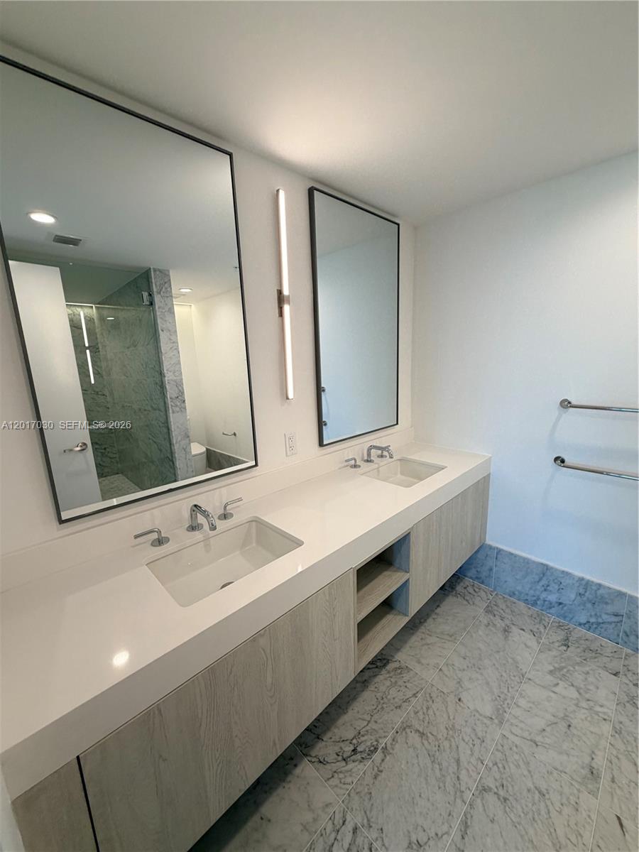 9201 E Bay Hbr Dr #309 Bay Harbor Islands, FL 33154