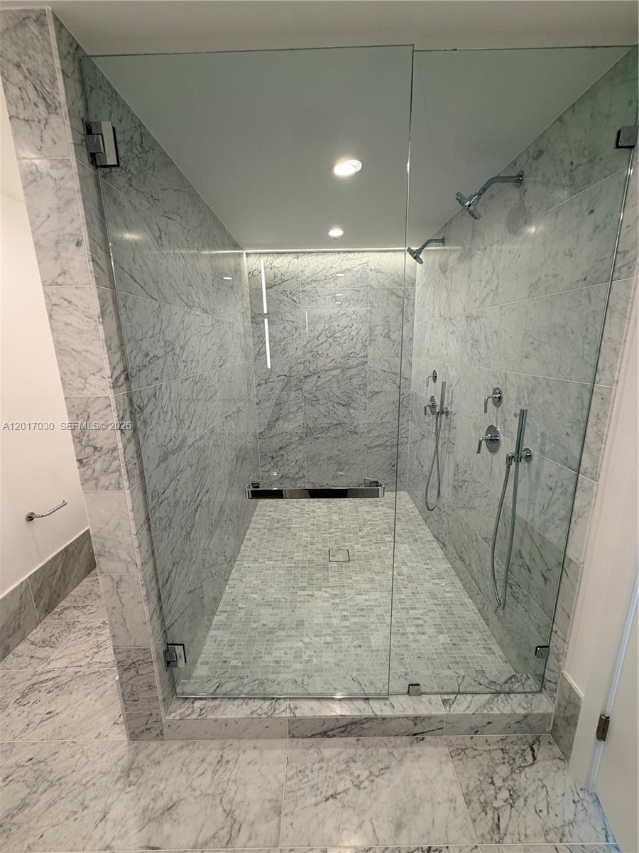 9201 E Bay Hbr Dr #309 Bay Harbor Islands, FL 33154