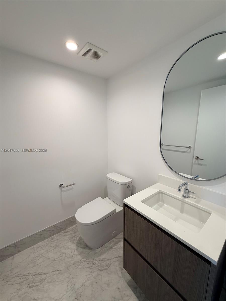9201 E Bay Hbr Dr #309 Bay Harbor Islands, FL 33154