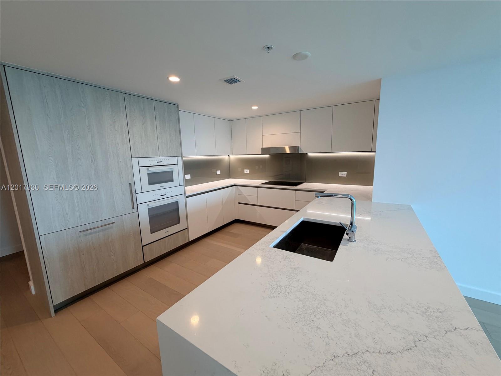 9201 E Bay Hbr Dr #309 Bay Harbor Islands, FL 33154
