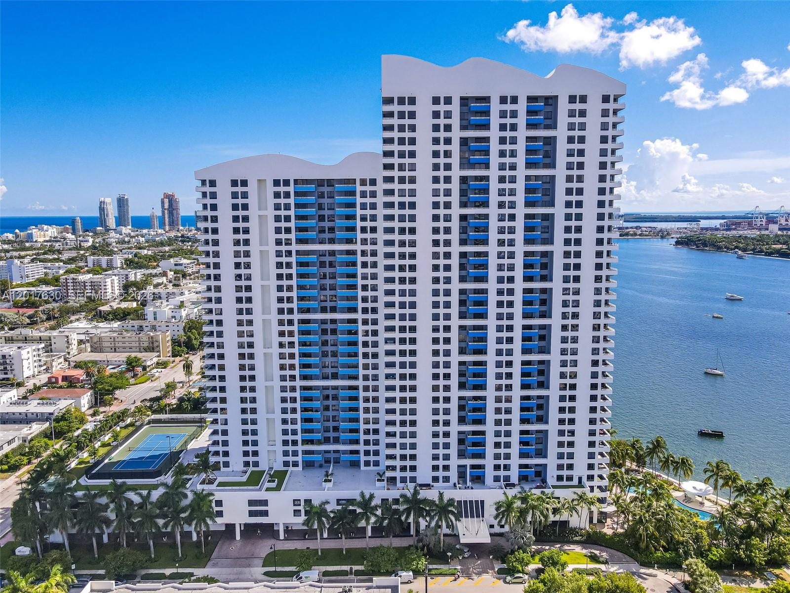 1330 West Ave #3003