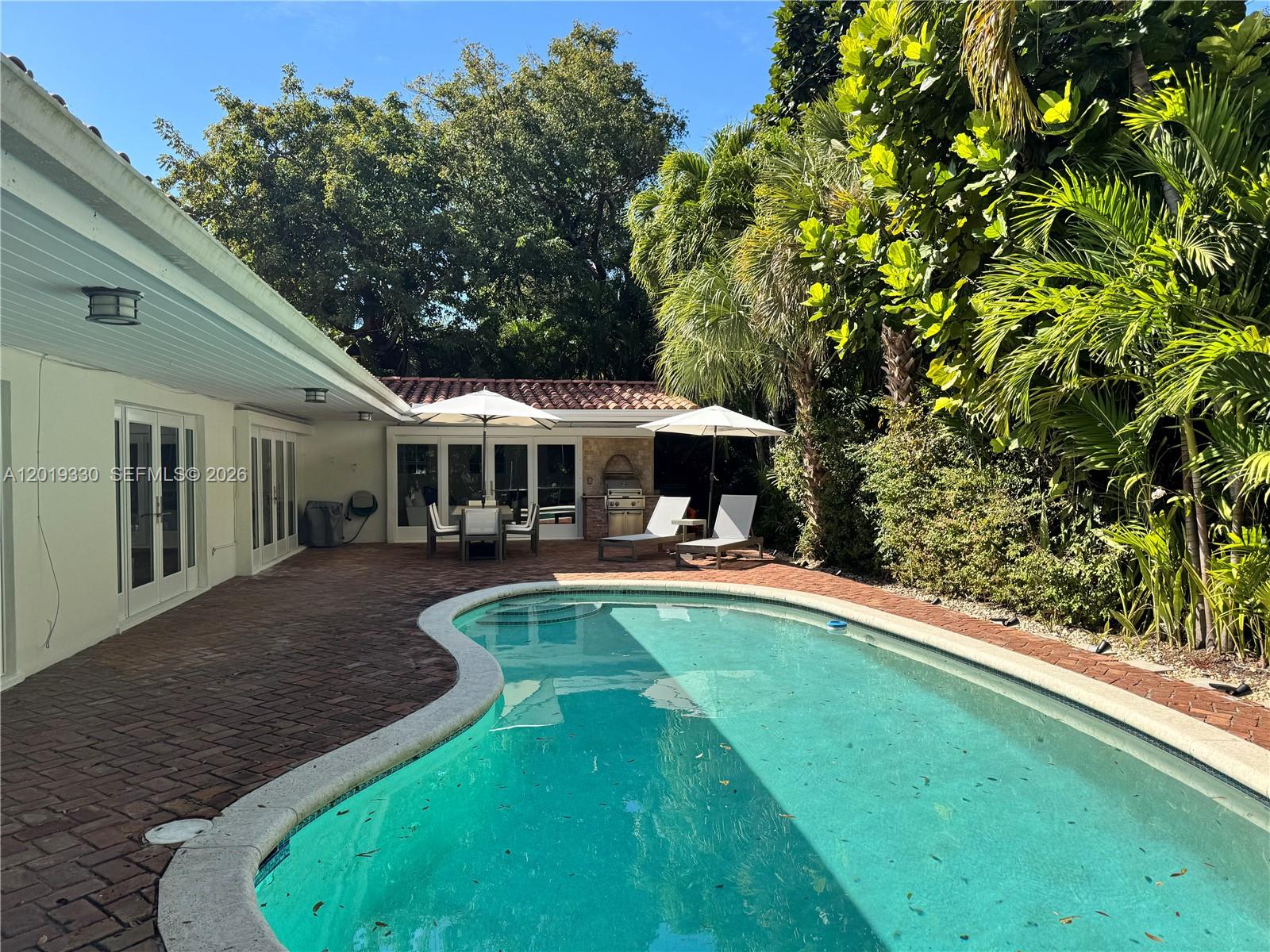 125 W Sunrise Ave Coral Gables, FL 33133