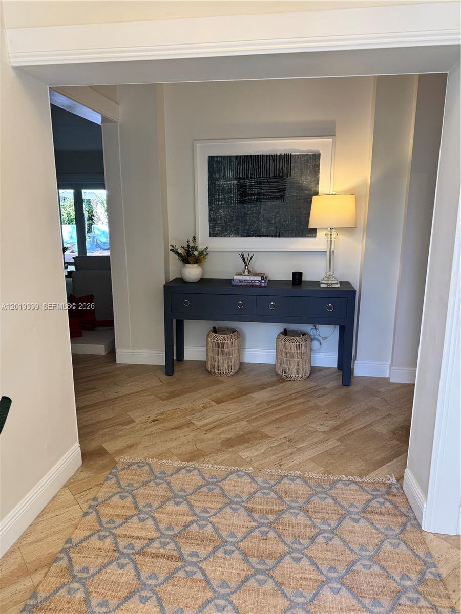 125 W Sunrise Ave Coral Gables, FL 33133