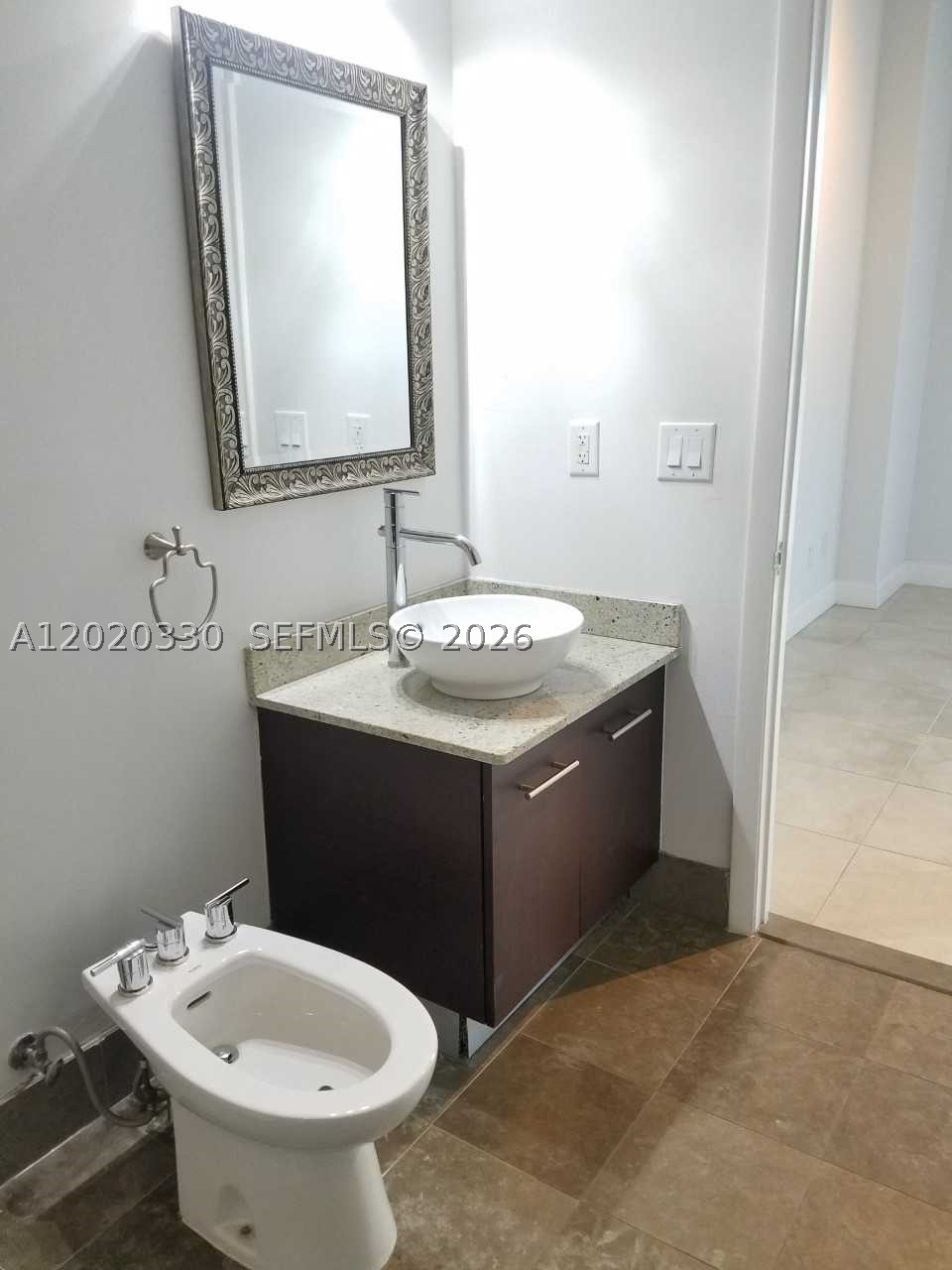image Uptown Marina Lofts28