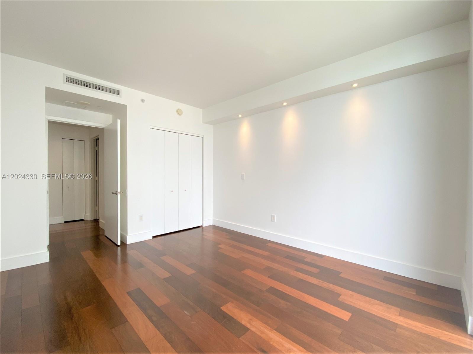 901 Brickell Key Blvd #2006 Miami, FL 33131