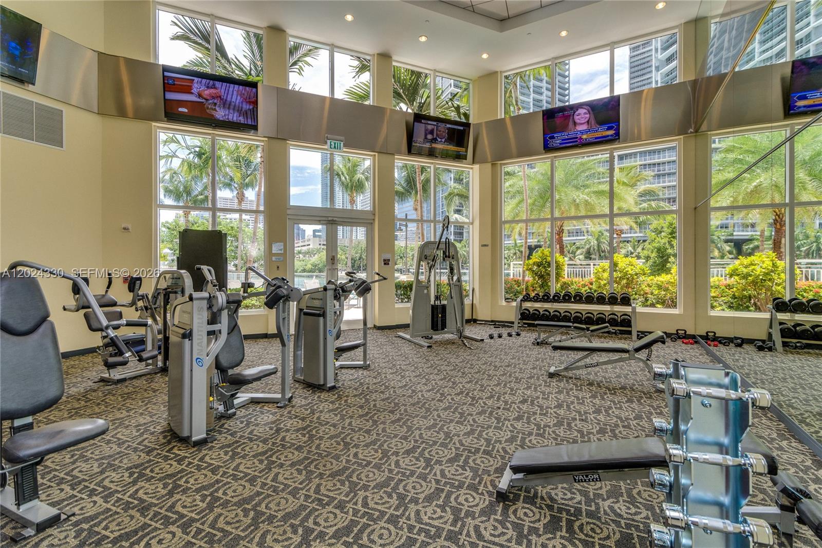 901 Brickell Key Blvd #2006 Miami, FL 33131