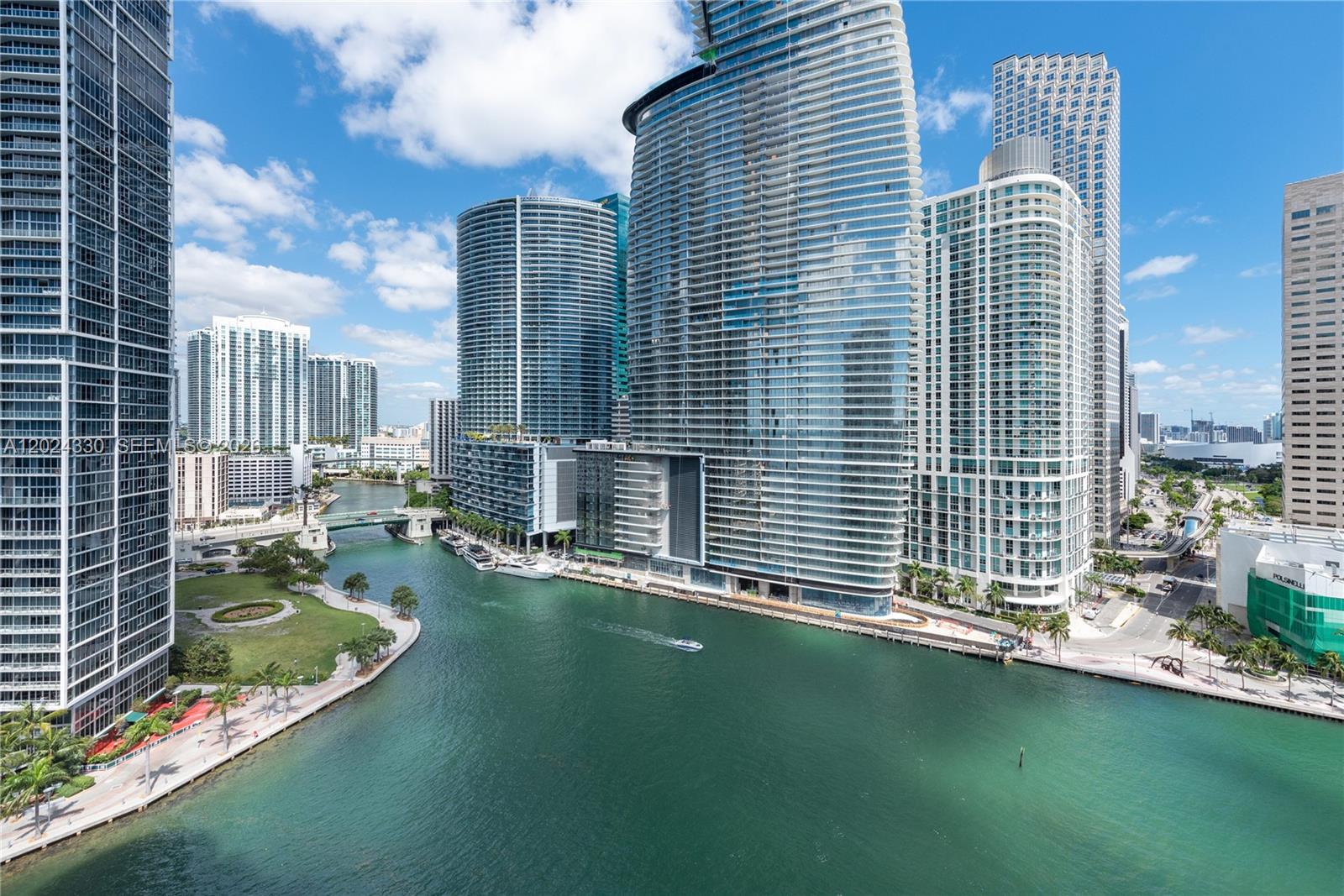 901 Brickell Key Blvd #2006 Miami, FL 33131