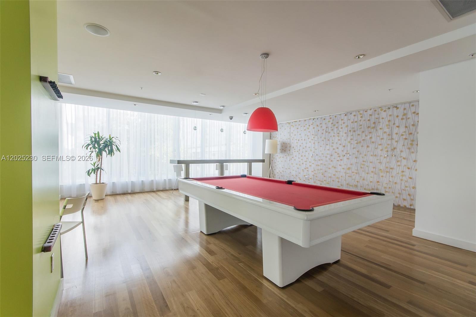 image The Loft 250