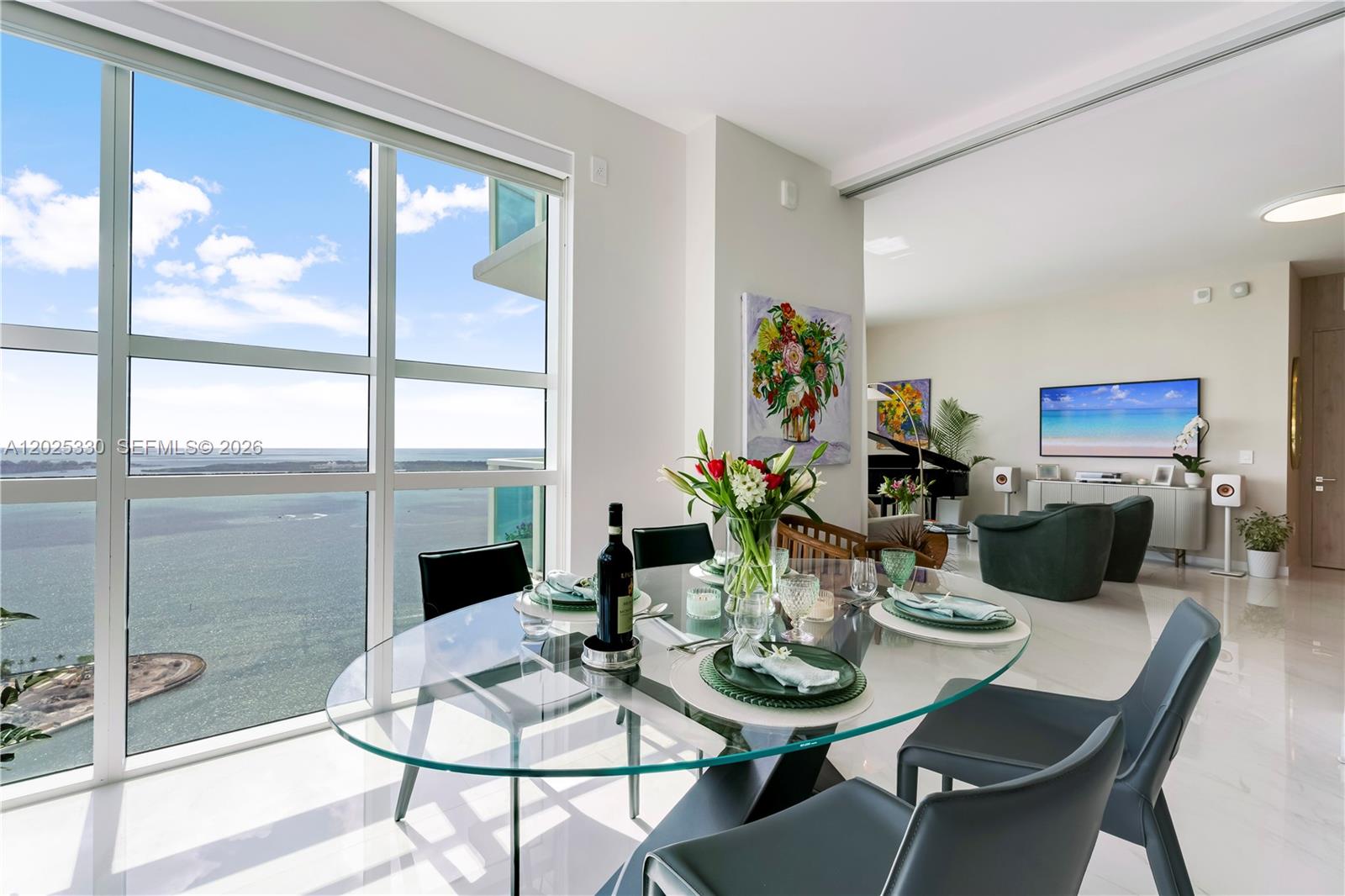 950 Brickell Bay Dr #5210 Miami, FL 33131