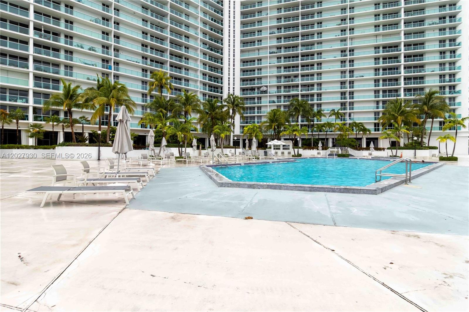 100 Bayview Dr #2014 Sunny Isles Beach, FL 33160