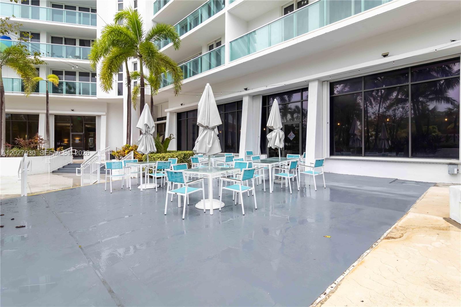 100 Bayview Dr #2014 Sunny Isles Beach, FL 33160