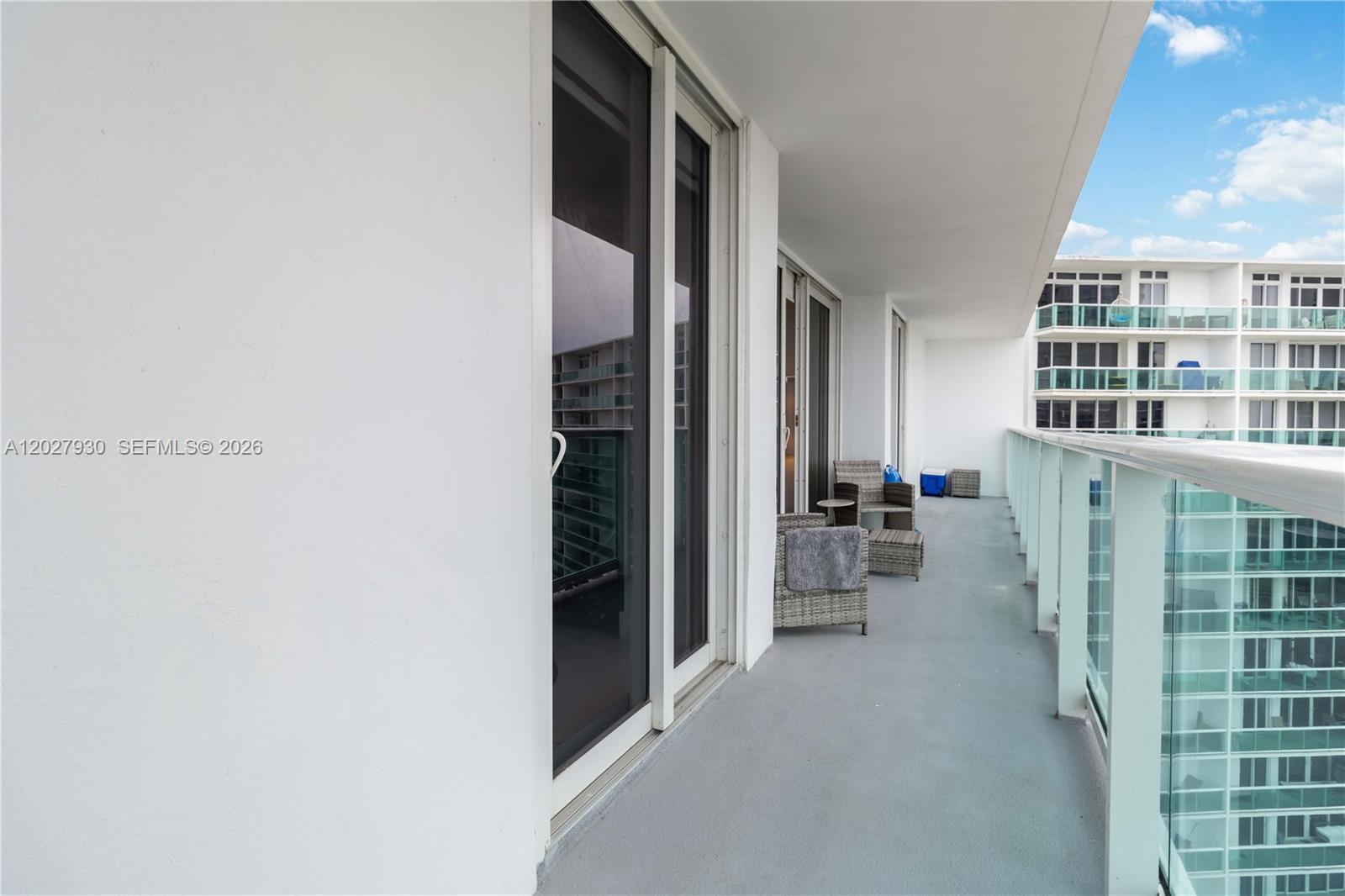 100 Bayview Dr #2014 Sunny Isles Beach, FL 33160