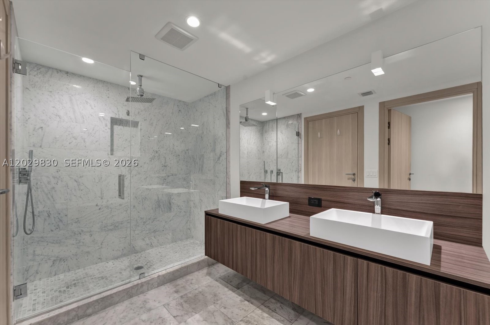 image Brickell Flatiron9