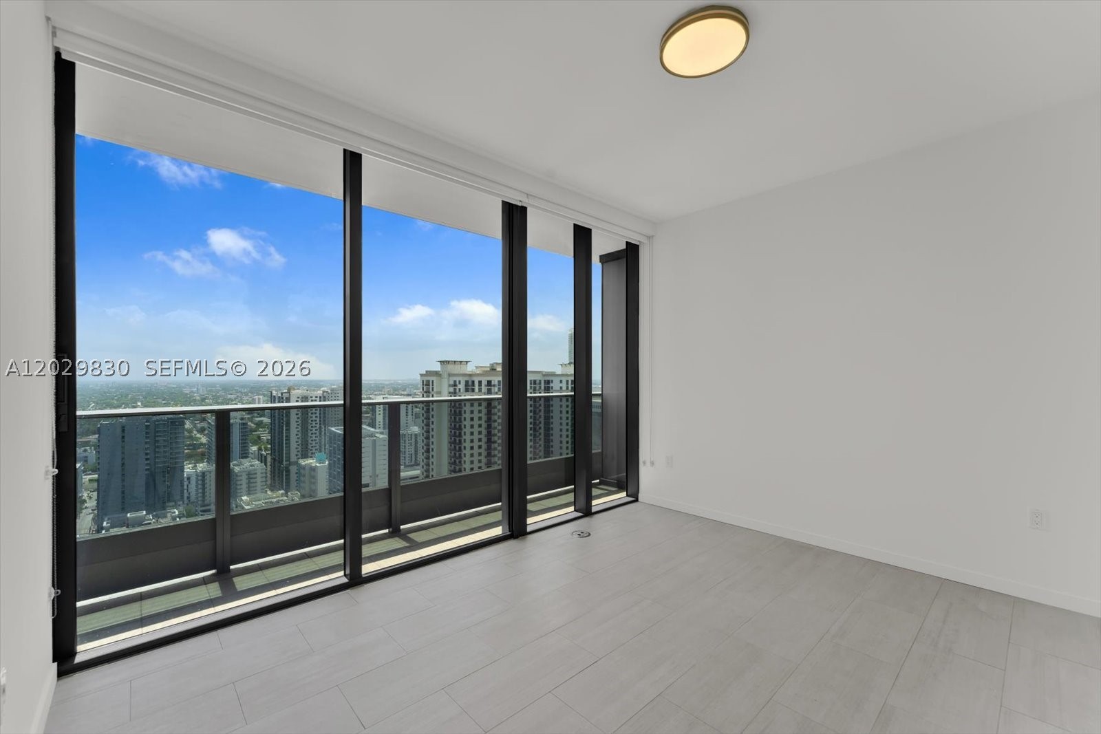 image Brickell Flatiron14