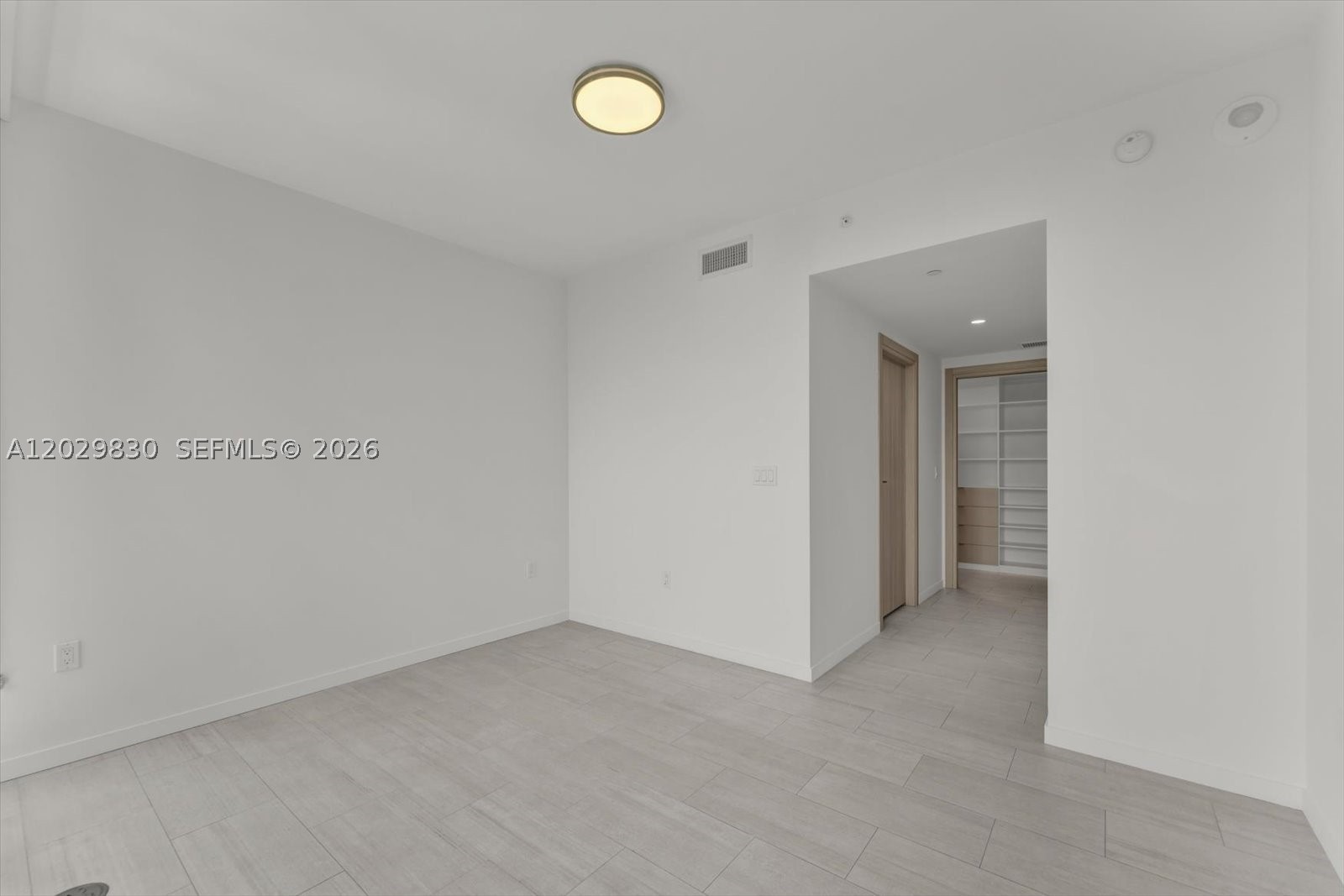 image Brickell Flatiron17