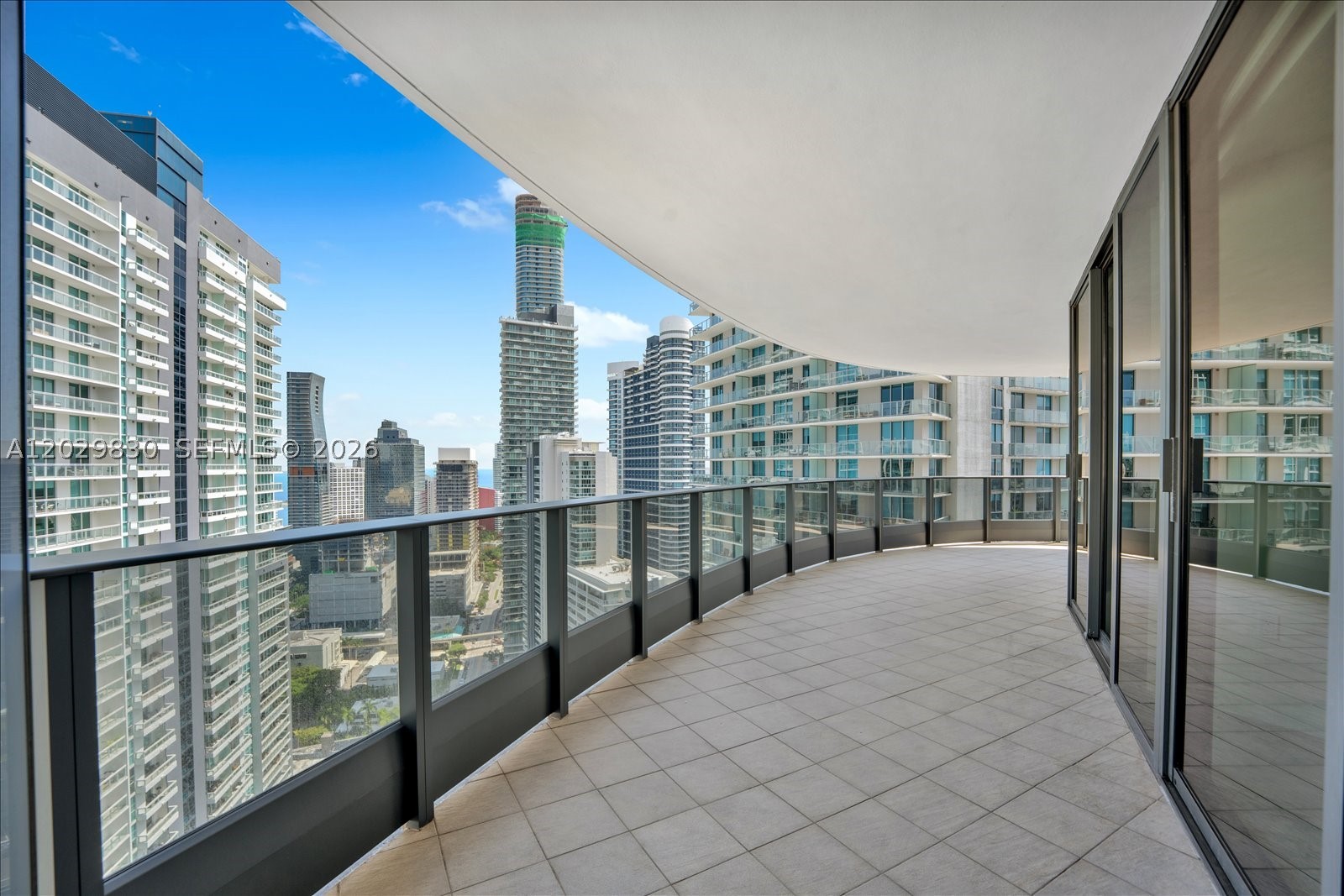 image Brickell Flatiron24