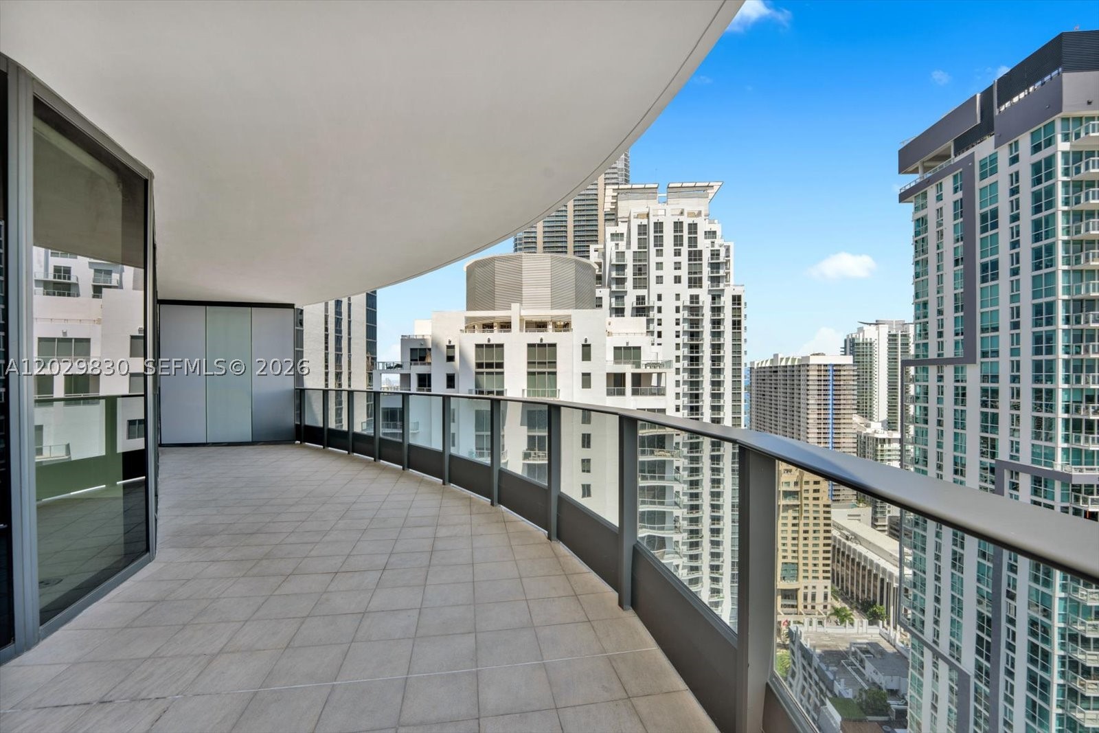 image Brickell Flatiron25