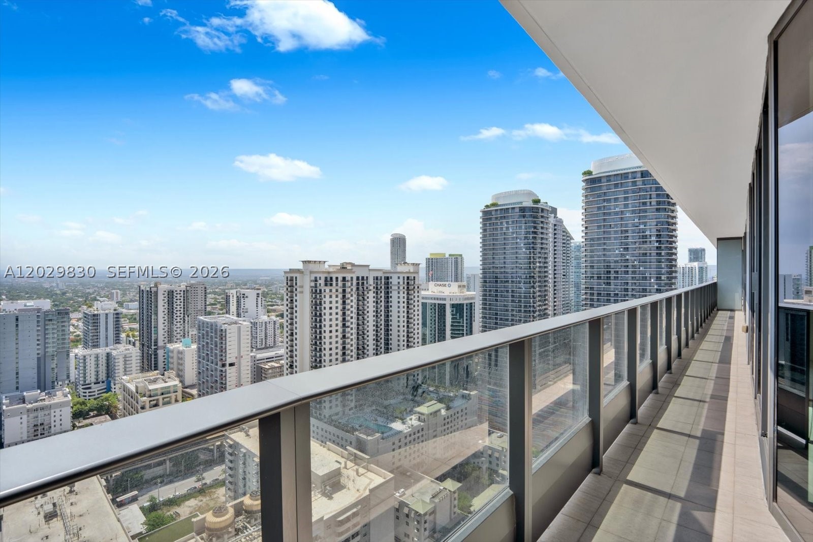 image Brickell Flatiron26