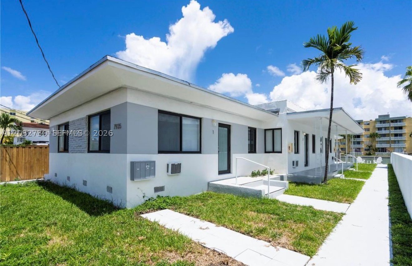 7935 Crespi Blvd #3