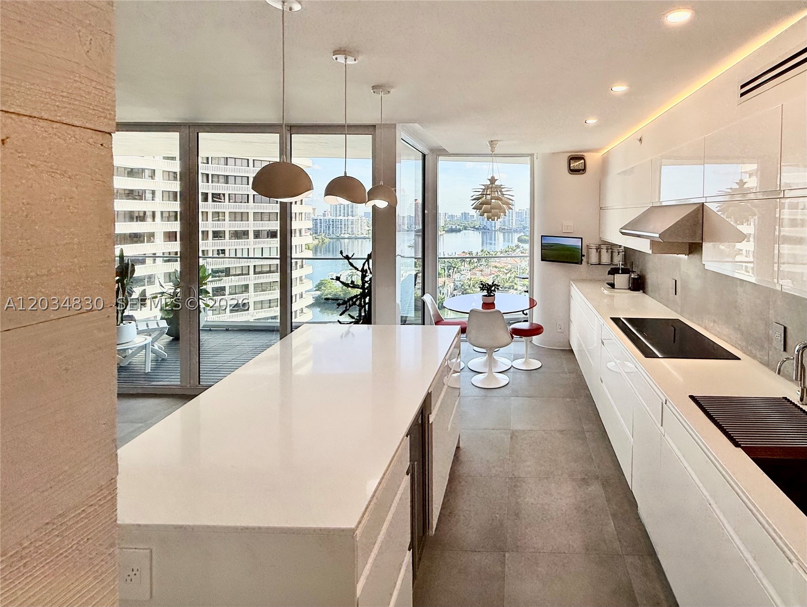 2800 Island Blvd #1803 Aventura, FL 33160