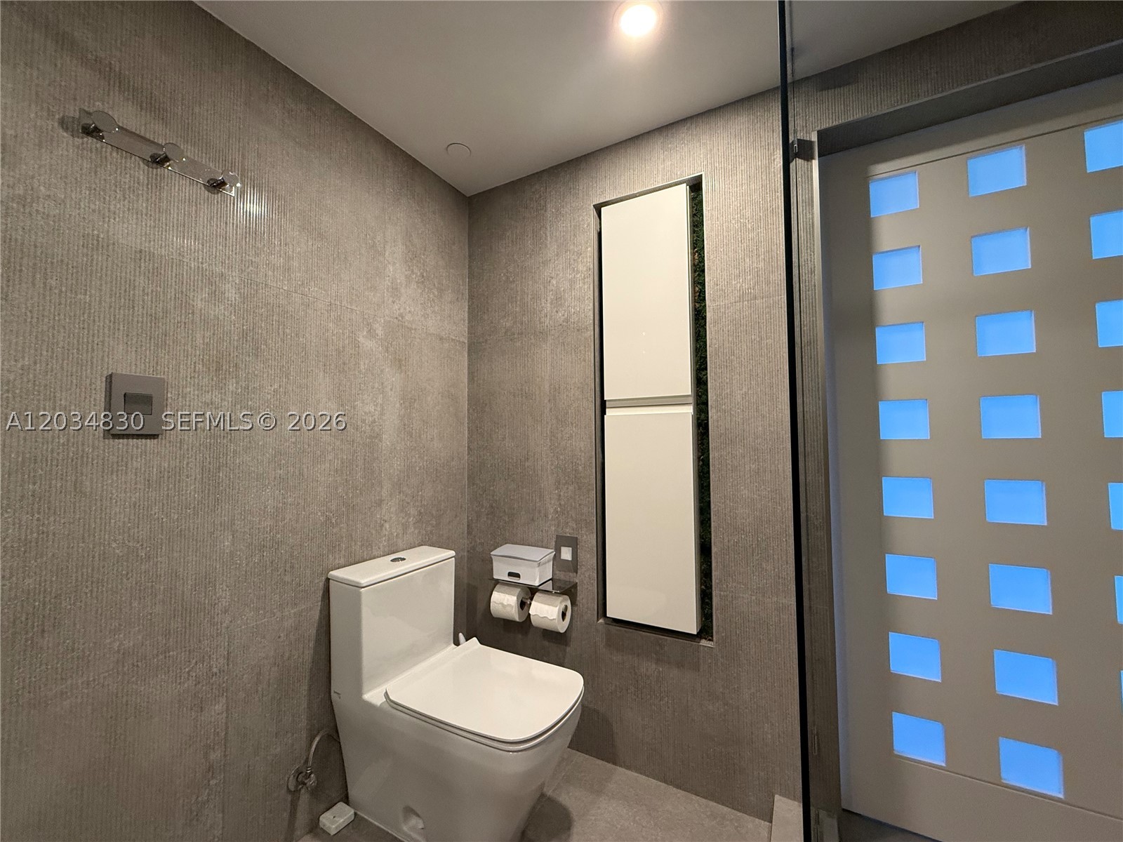 2800 Island Blvd #1803 Aventura, FL 33160