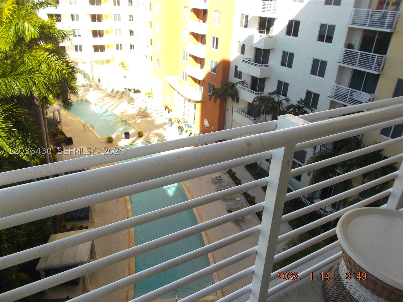 image The Venture at Aventura13